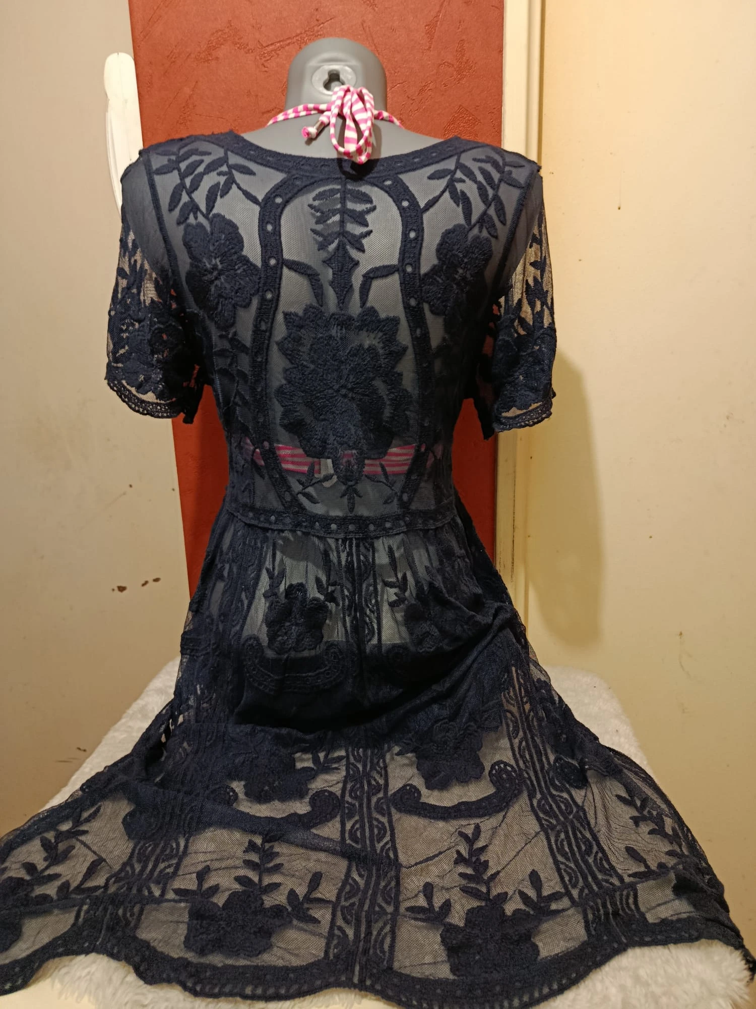 Bohemian chic lace beach dress with side slit One size fits all – photo 6